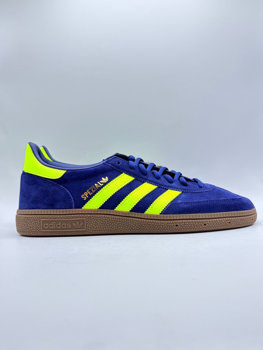 adidas Handball Spezial Victory Blue/Yellow/Gold Metallic Men’s 9.5 / 10.5 Women
